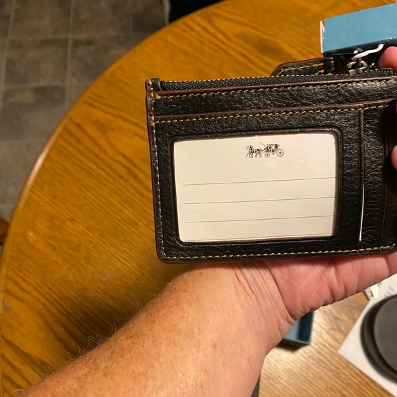 COPY - Coach snoopy and friends ID / coin purse - Picture 2 of 6